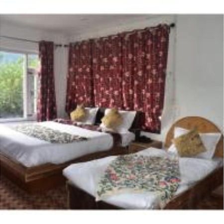 New Relax Inn, Pahalgam, 2 Km From Lidder Valley Екстериор снимка