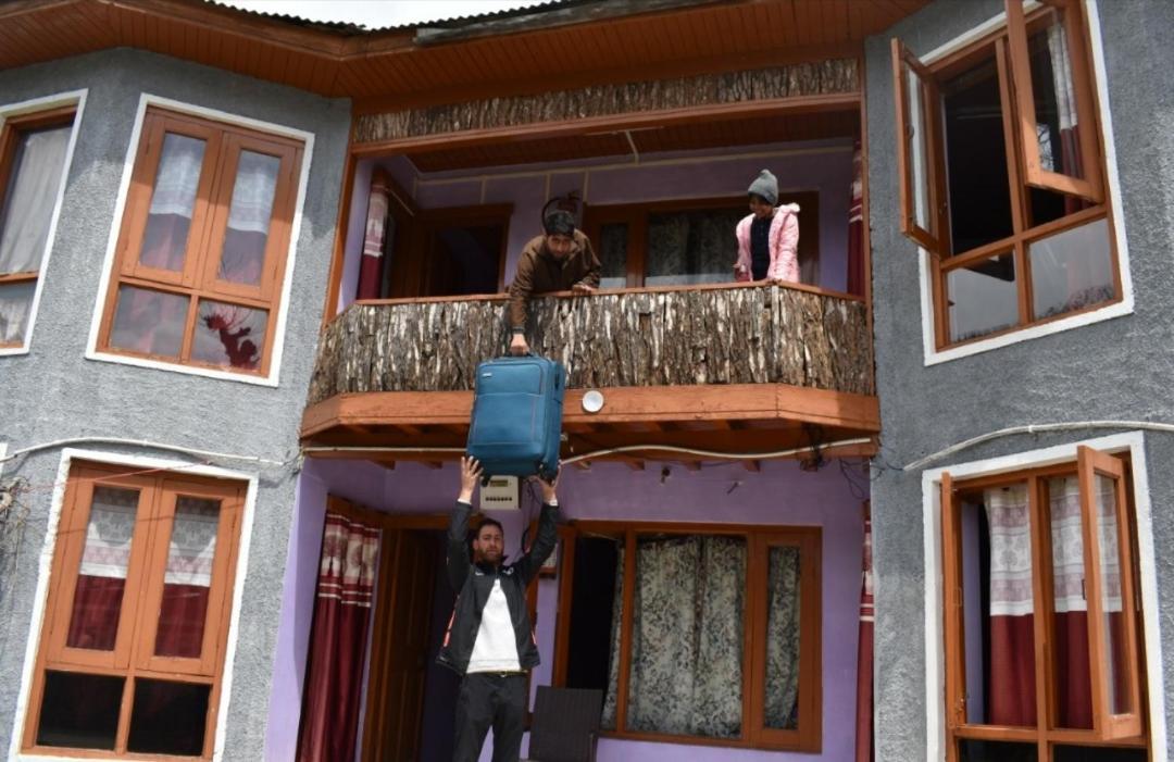 New Relax Inn, Pahalgam, 2 Km From Lidder Valley Екстериор снимка