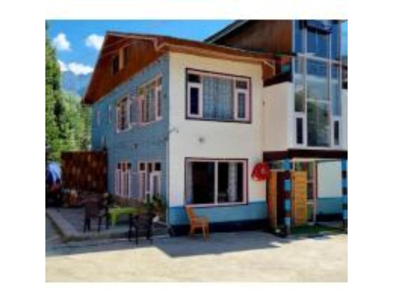 New Relax Inn, Pahalgam, 2 Km From Lidder Valley Екстериор снимка