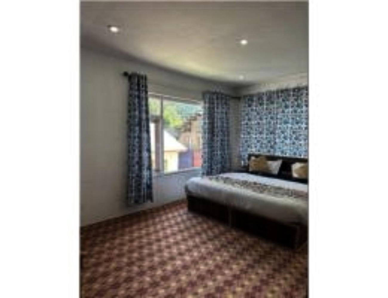 New Relax Inn, Pahalgam, 2 Km From Lidder Valley Екстериор снимка