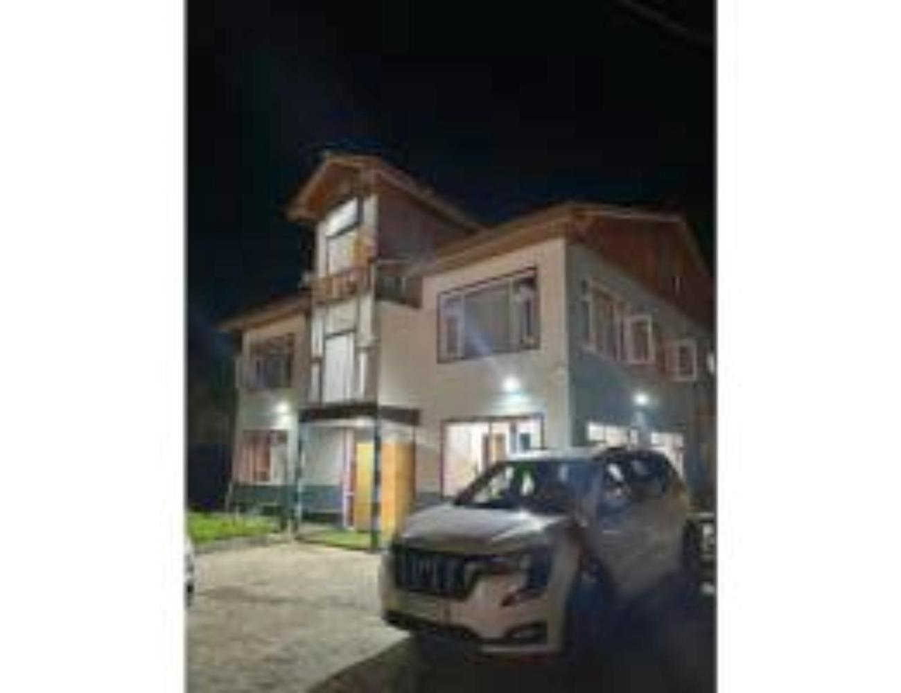 New Relax Inn, Pahalgam, 2 Km From Lidder Valley Екстериор снимка