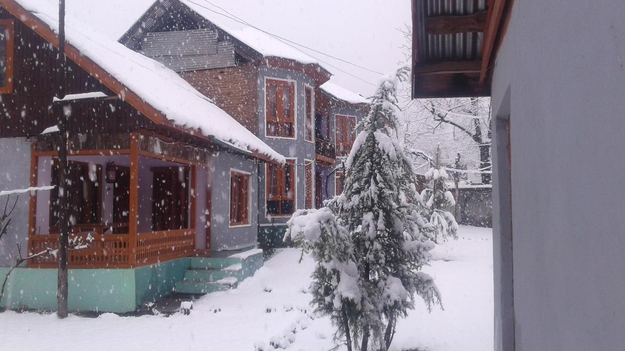 New Relax Inn, Pahalgam, 2 Km From Lidder Valley Екстериор снимка