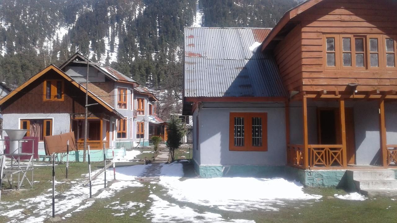 New Relax Inn, Pahalgam, 2 Km From Lidder Valley Екстериор снимка