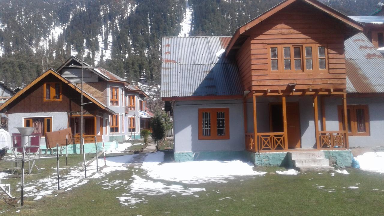 New Relax Inn, Pahalgam, 2 Km From Lidder Valley Екстериор снимка